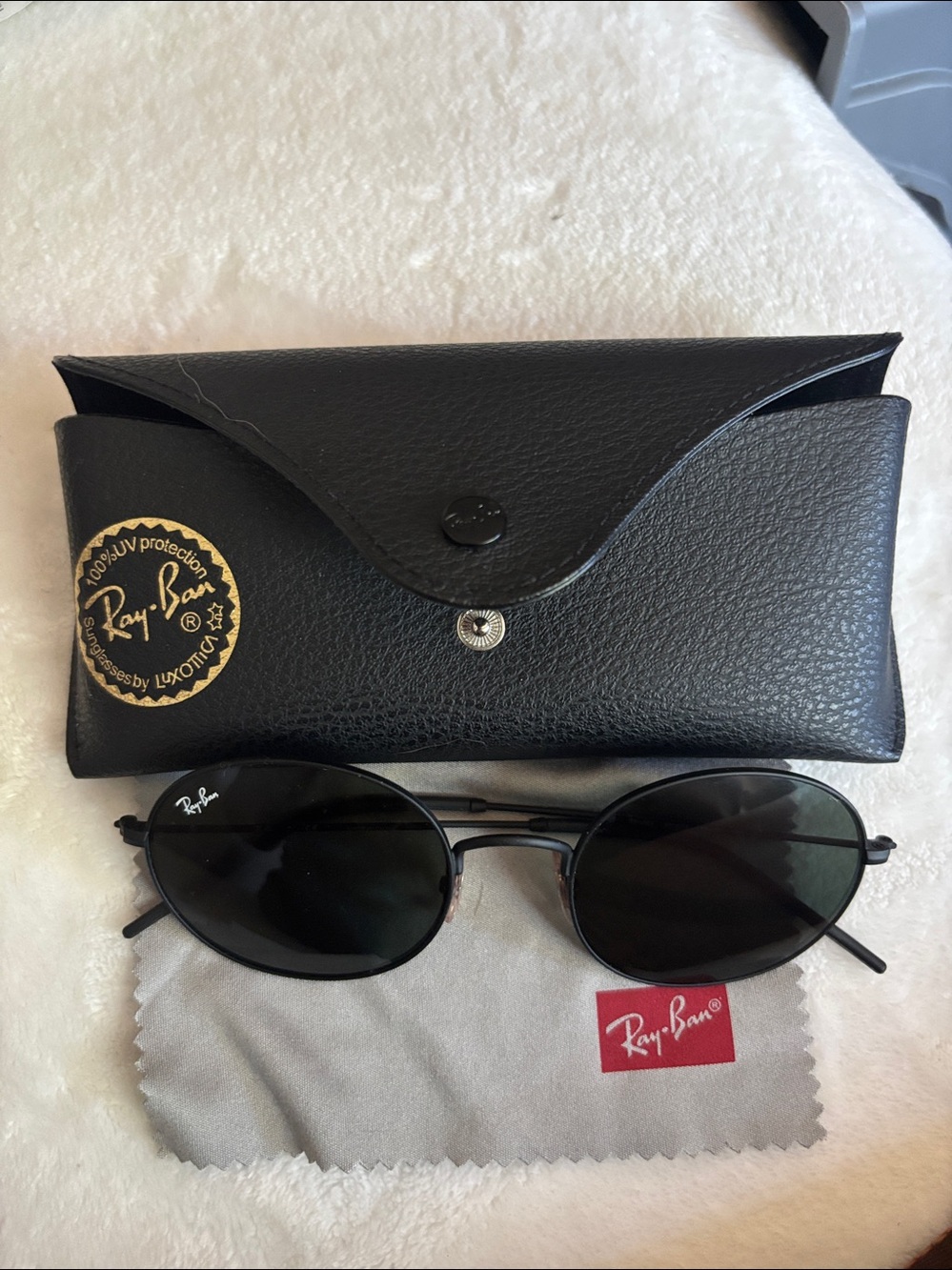 Ray-Ban Black Oval Metal Frame Sunglasses with Black Lenses